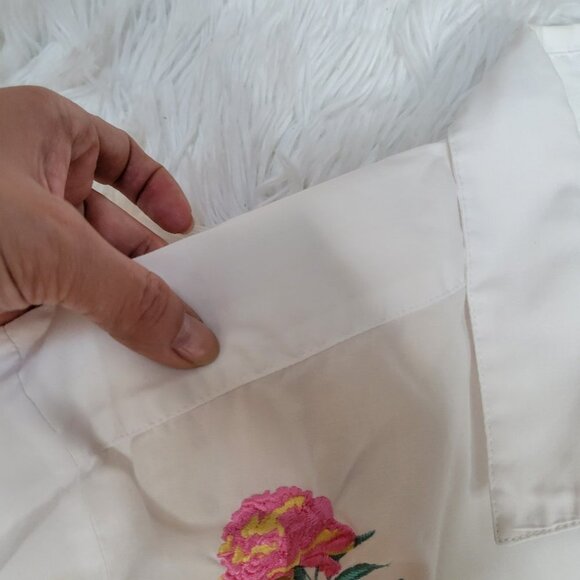 Vintage Witt's End White Embroidered Button Down Top - Size Large - Picture 6 of 10